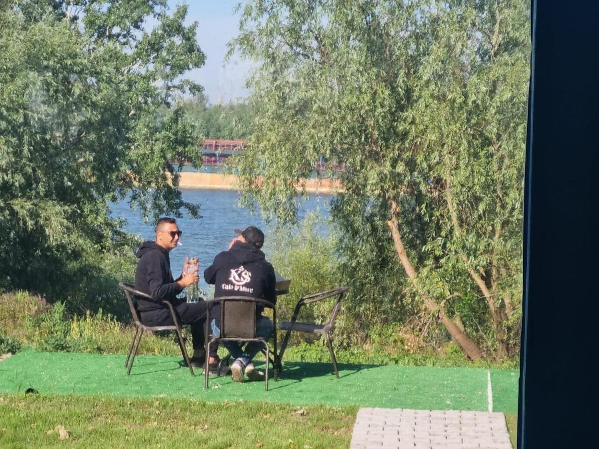 Talian Hotell Pardina Eksteriør bilde