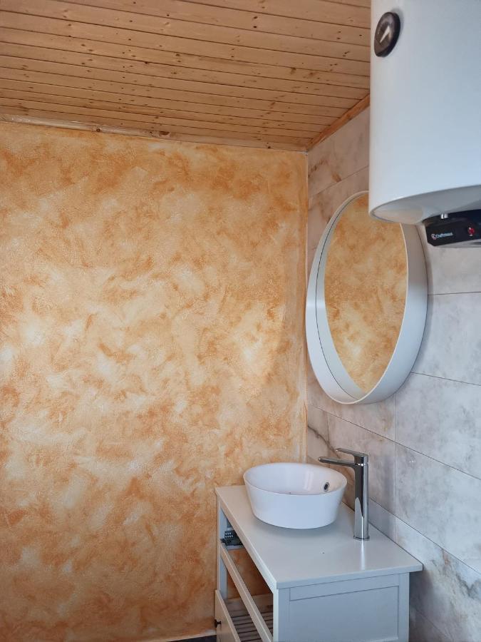 Talian Hotell Pardina Eksteriør bilde